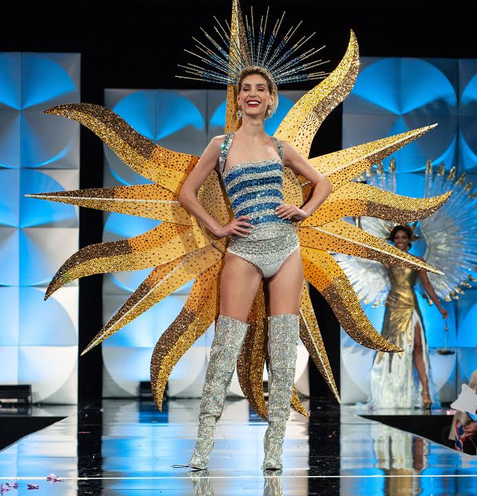 Fashion,Fashion show,Dancer,Performance,Fun