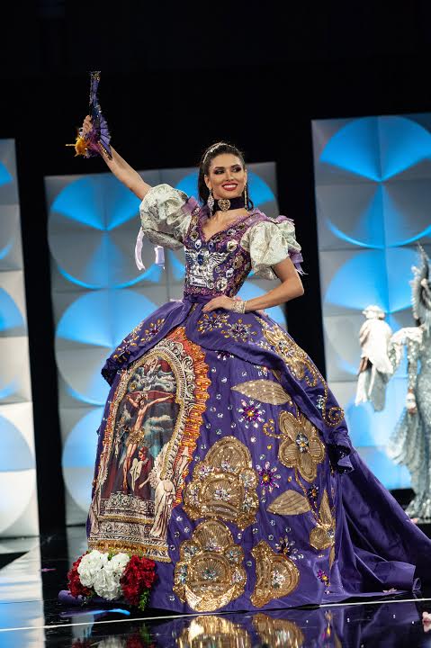 Performance,Fashion,Lady,Event,Dress,Performing arts,Fashion design,Fashion model