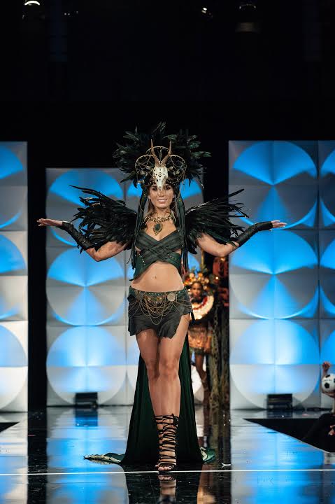 Performance,Fashion,Fashion show,Lingerie,Event